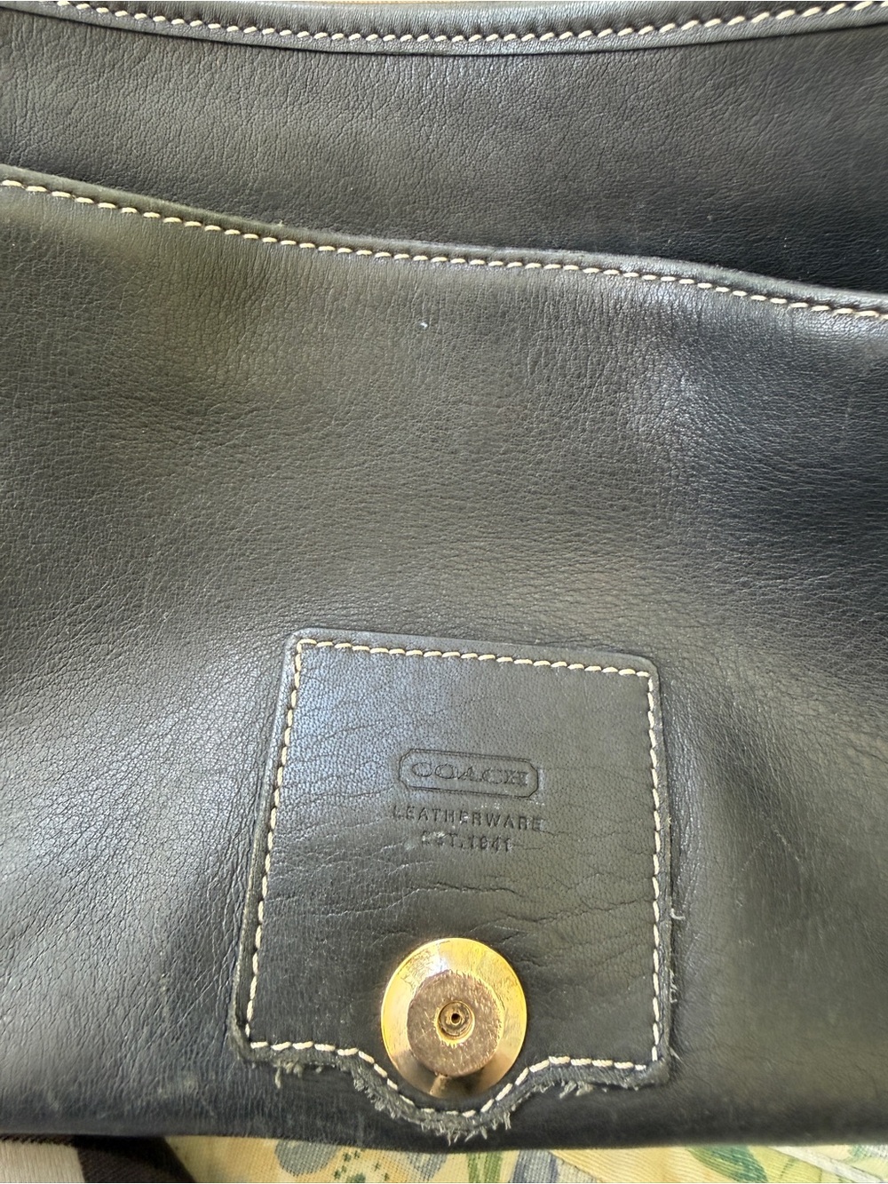 Classic Black Leather Crossbody Bag with Buckle - Picture 5 of 7